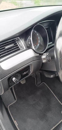 Skoda Superb cena 29999 przebieg: 299000, rok produkcji 2010 z Gubin małe 352